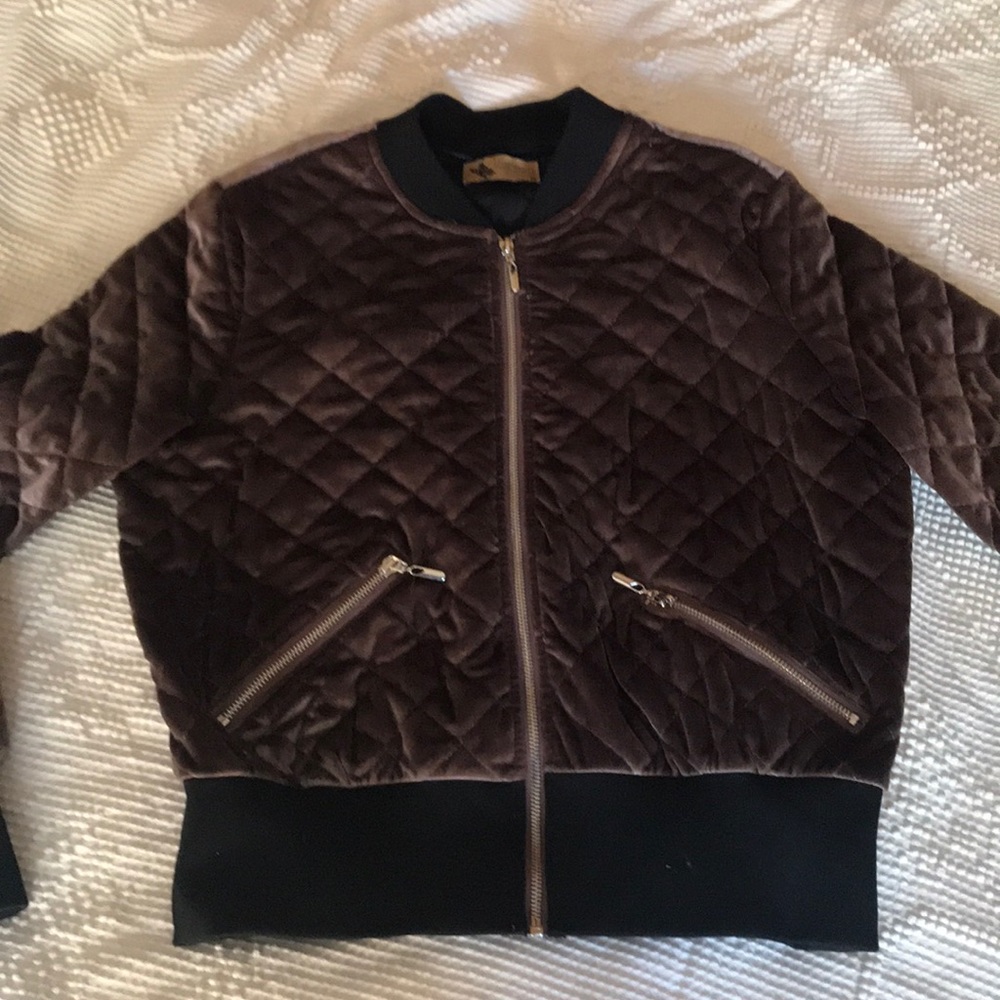 Velvet bomber - Picture 3 of 8